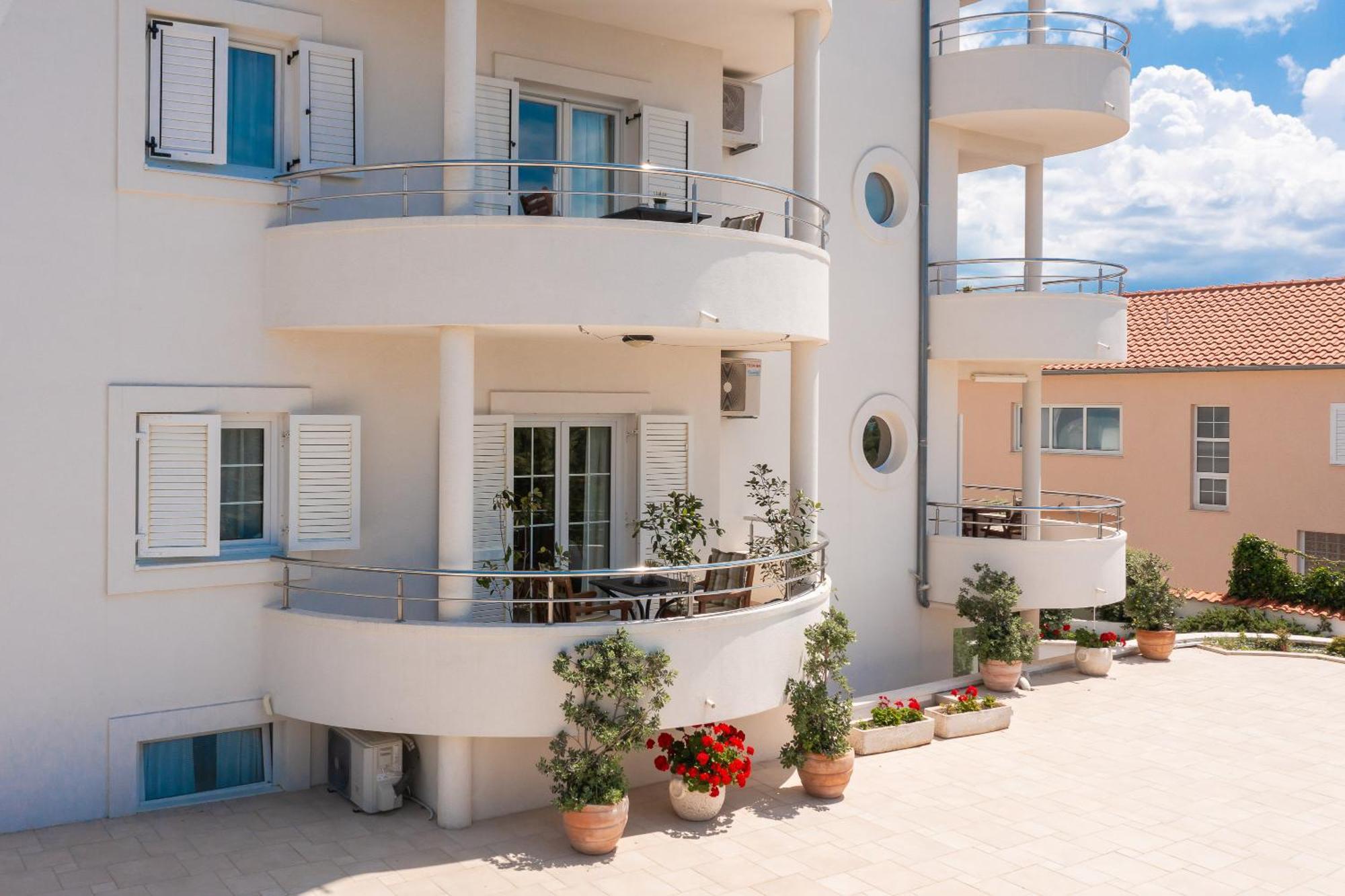 וודיצה Sea View Apartments Tihi II מראה חיצוני תמונה