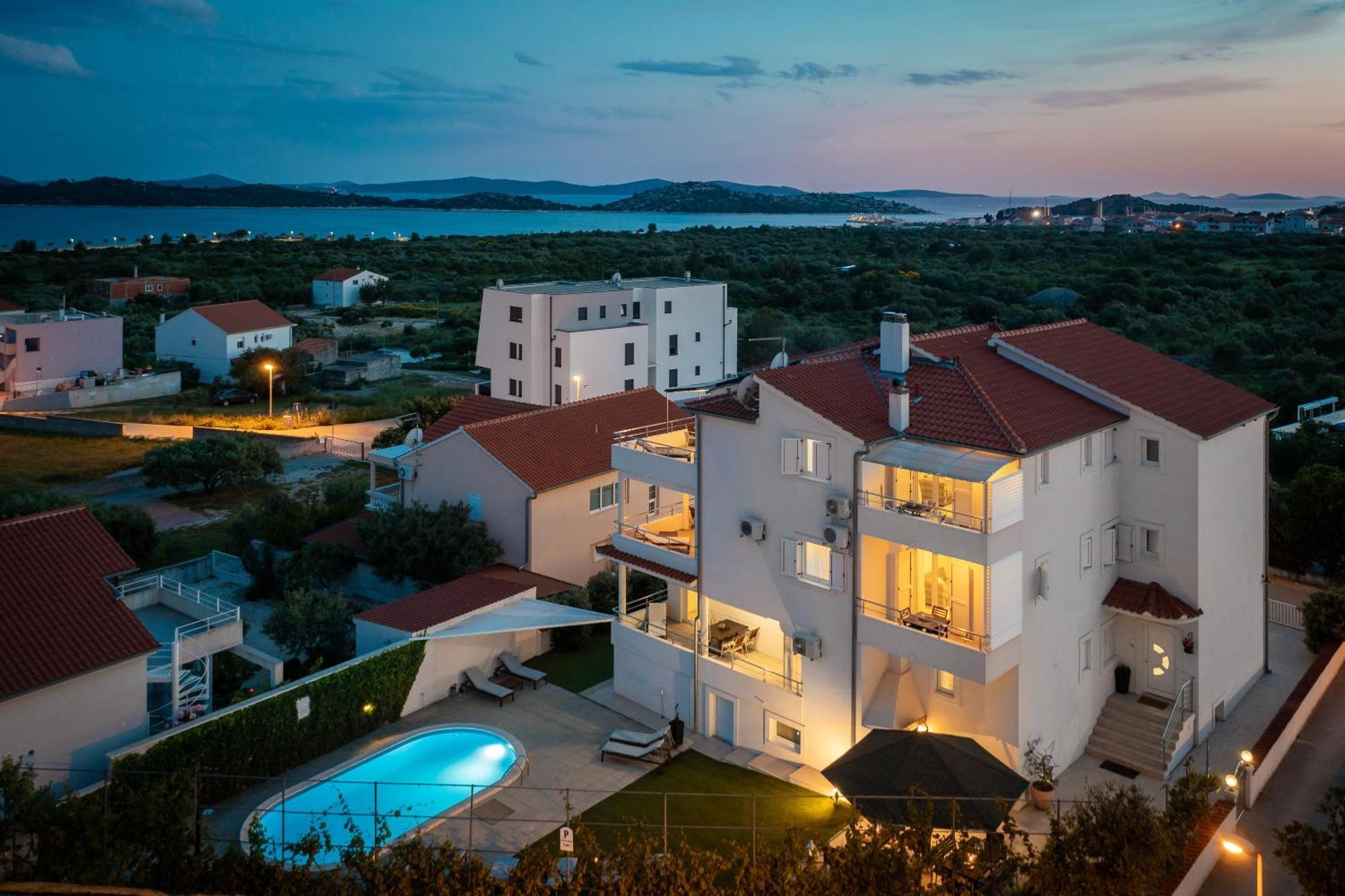 וודיצה Sea View Apartments Tihi II מראה חיצוני תמונה